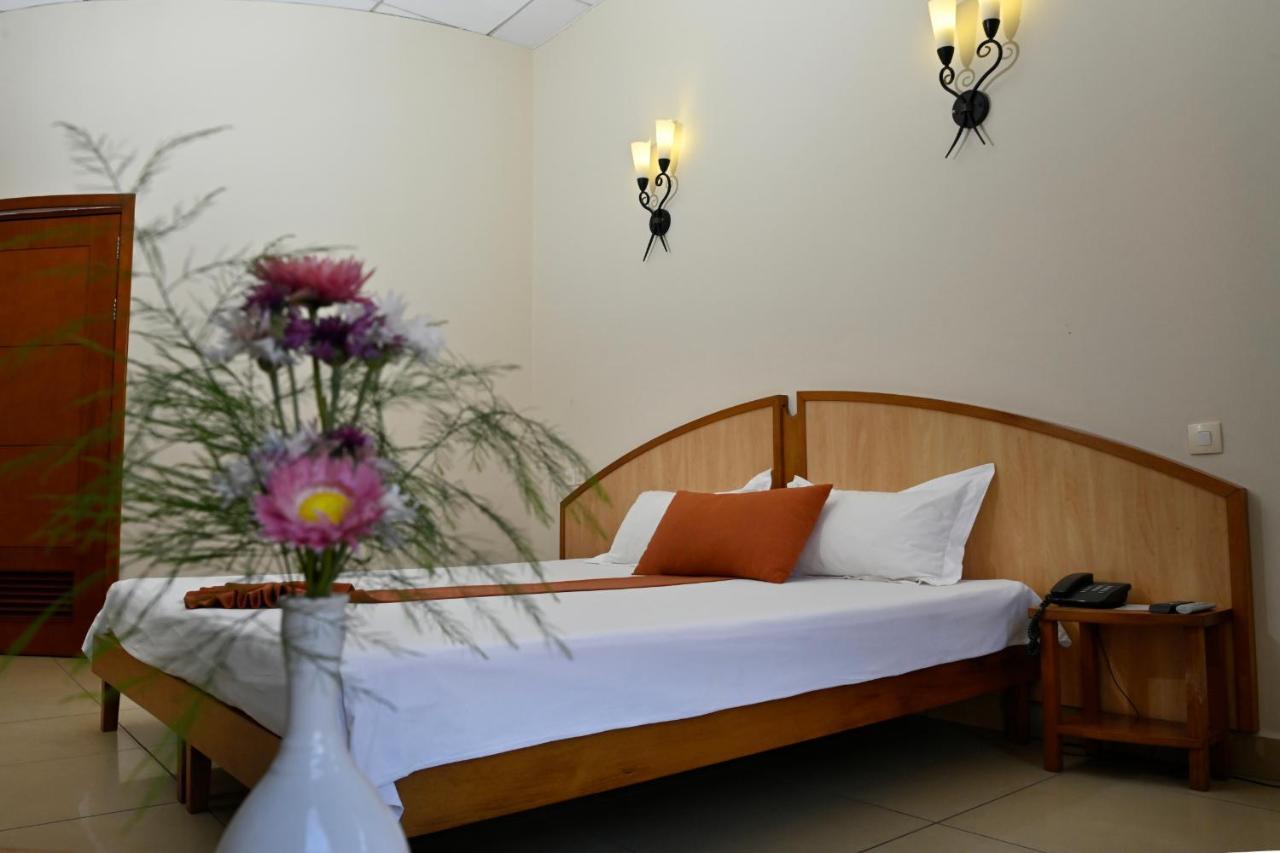 Zomatel Hotel Fianarantsoa Exterior foto